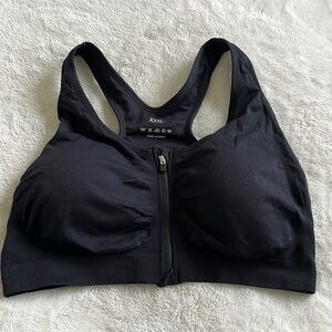 Sports bra